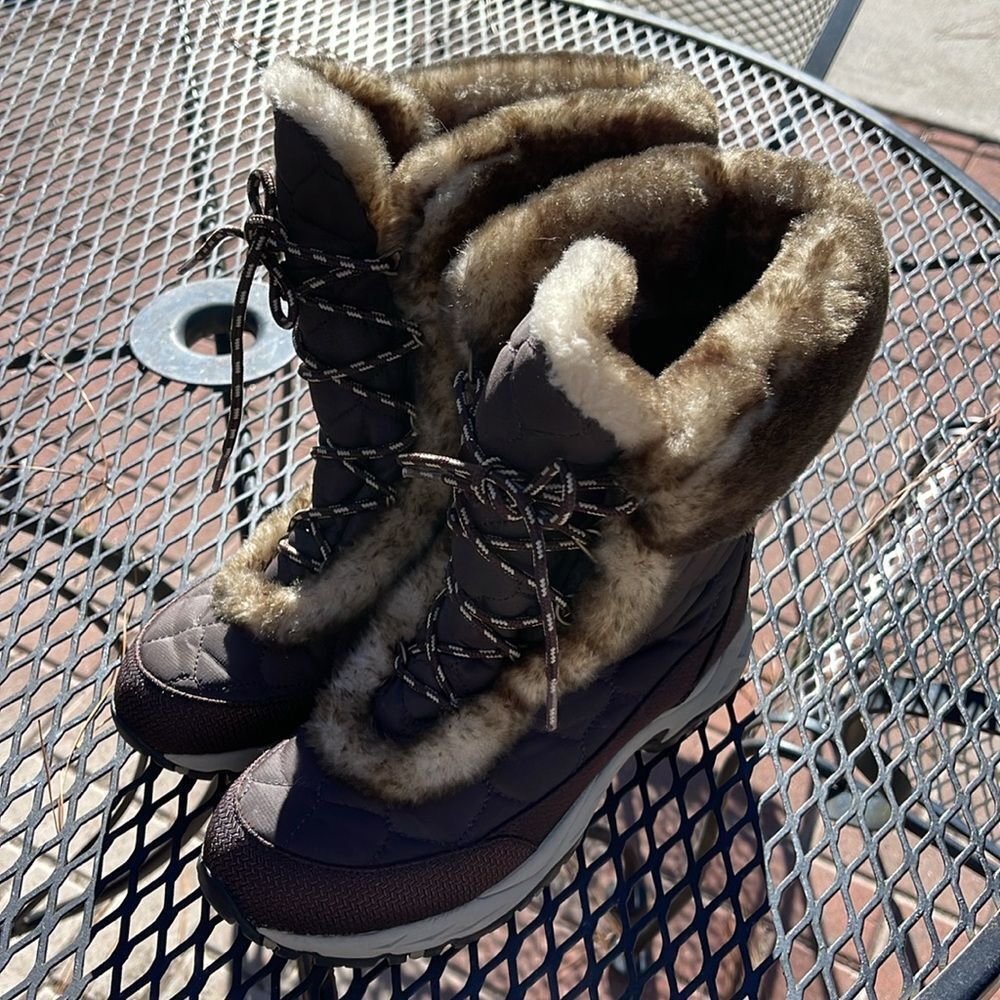 L. L. Bean Faux Fur Winter Snow Bootss Size 8.5 Brown - Picture 15 of 16